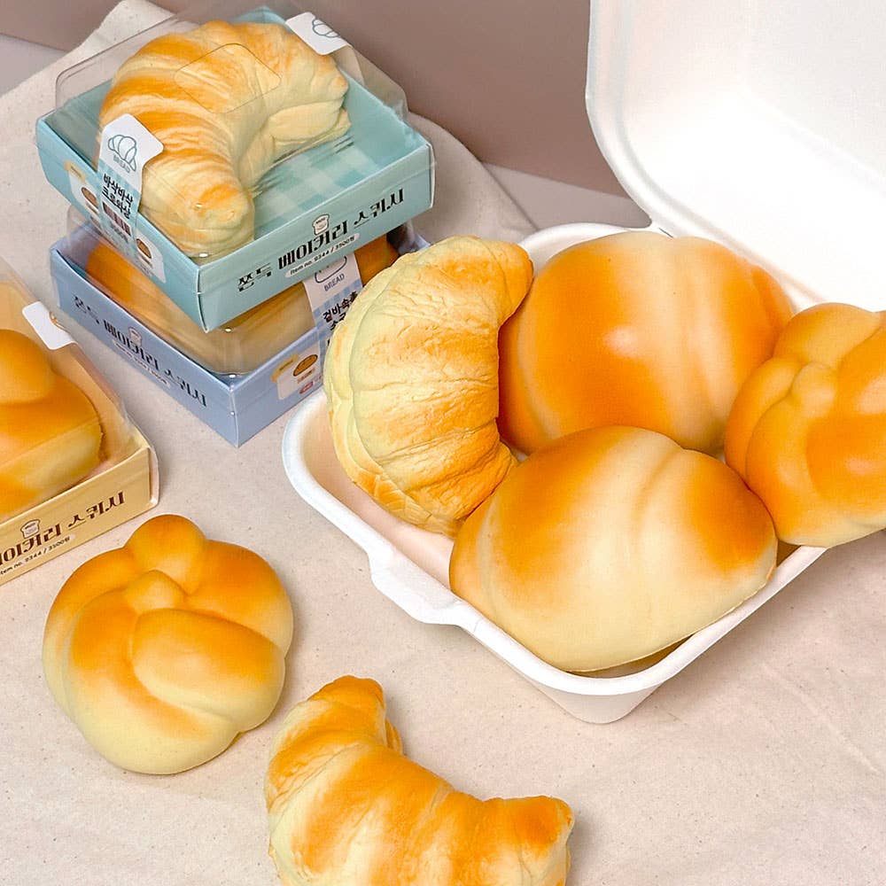 Fresh Bakery Bread Squishy stuffed / stress relief Toy