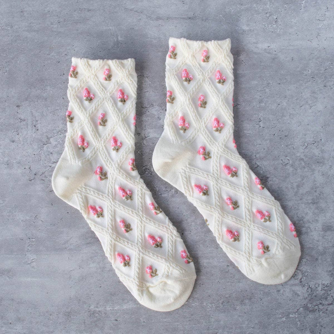 Floral Casual Socks: Ivory/Yellow